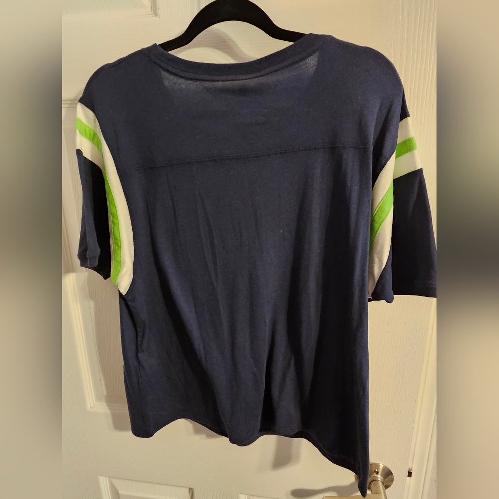 Seattle Seahawks Fanatics T-Shirt - Picture 2 of 6